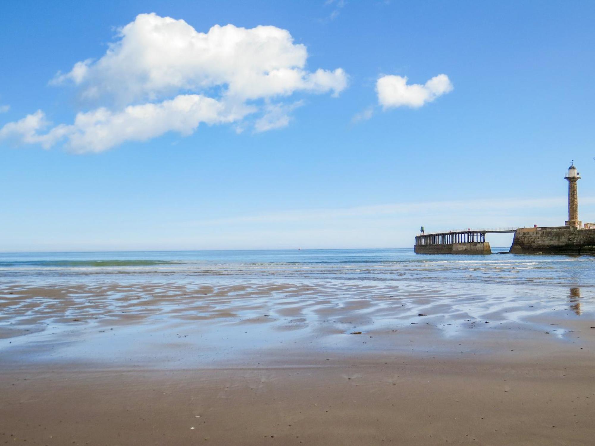 Downdinner Hill Whitby Bagian luar foto